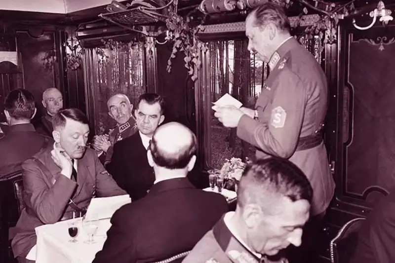 Hitler ve Mannerheim toplantı yaparken.